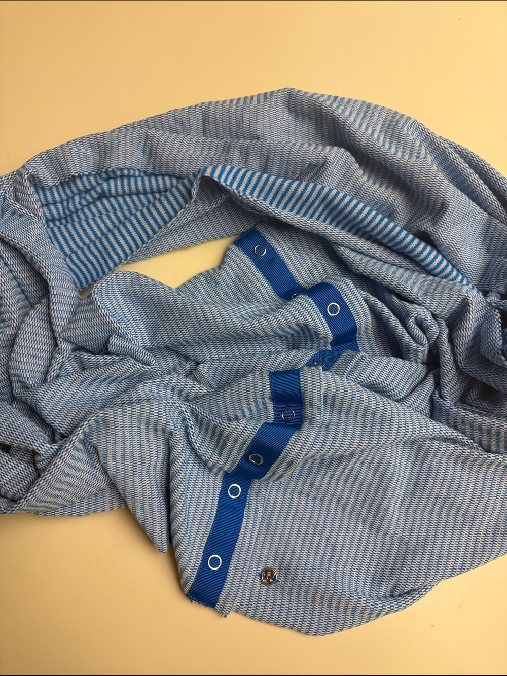 Lululemon Infinity Scarf Blue and White
